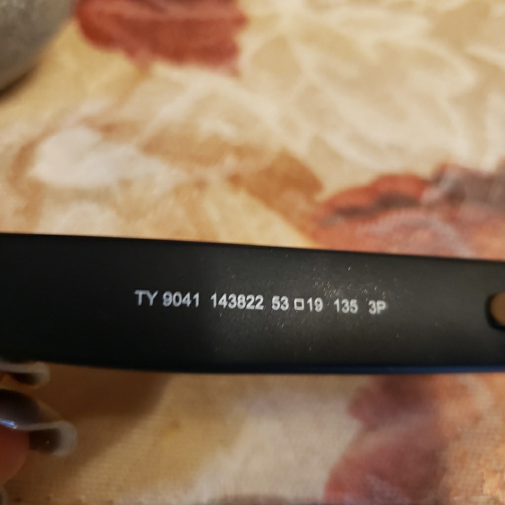 💯%authentic Tory Burch Sunny's - Picture 5 of 5